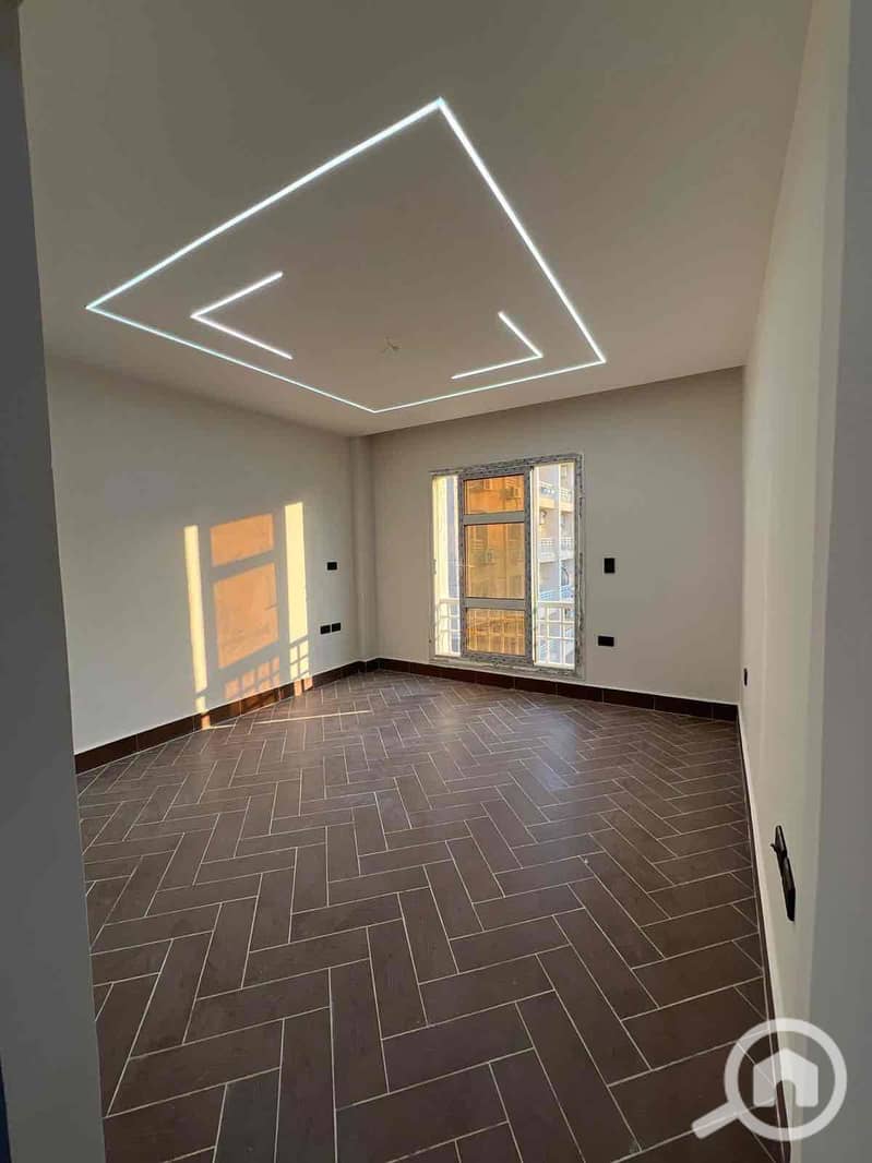 3 3e451602-b512-4cc4-8752-426032e88113. jpg