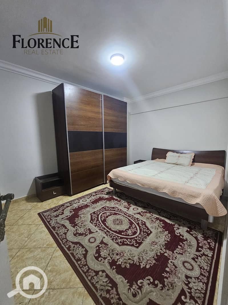 8 edb8208b-91b3-4ea4-bddf-252f8b357af9. jpg