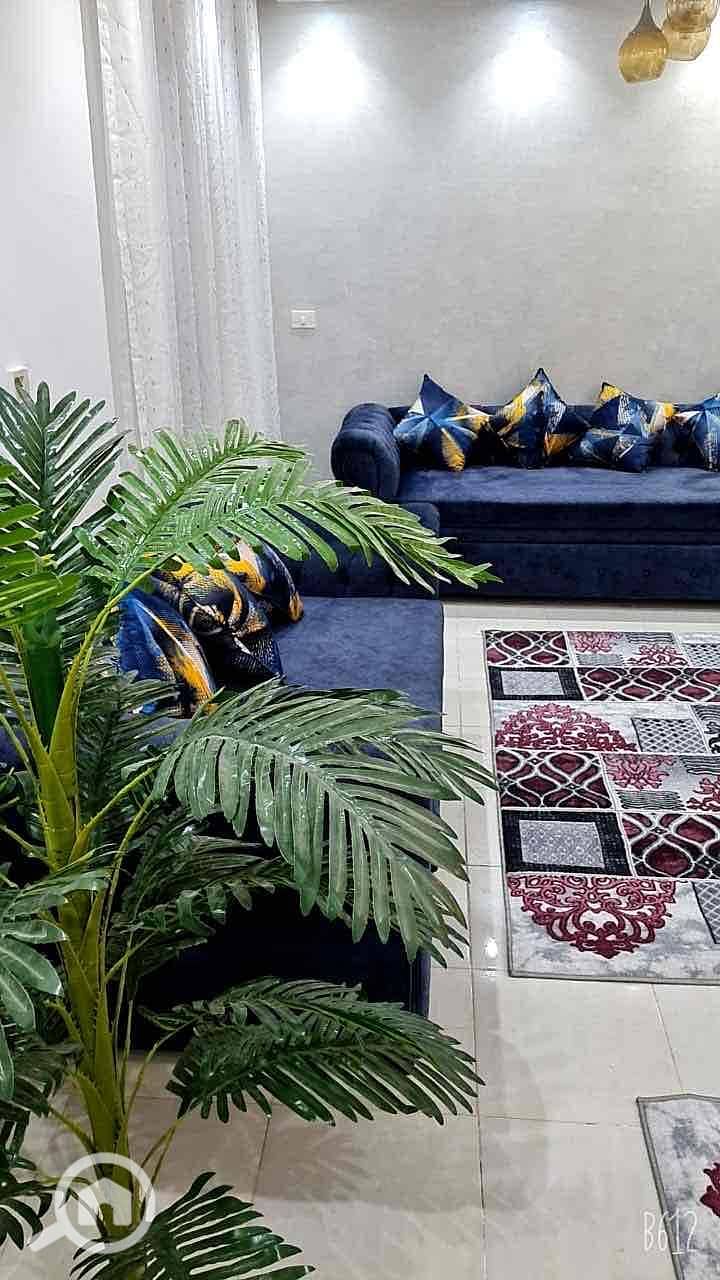 8 ab7d850a-1824-4b1b-b06b-cf89f91e0dc8. jpg