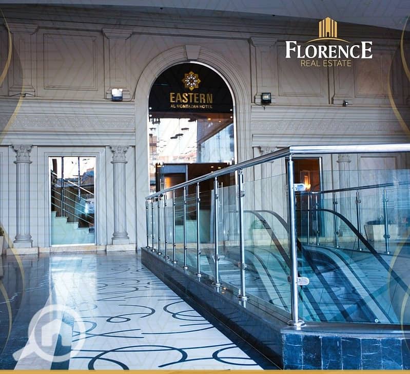 9 8f764dd8-cc7d-4674-b90f-93f71c0e1be5. jpg