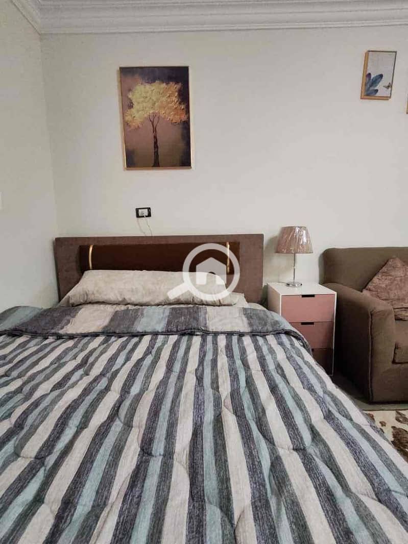 4 c20fdeaa-0a1f-4b7b-8c26-b7c0251ed899. jpg