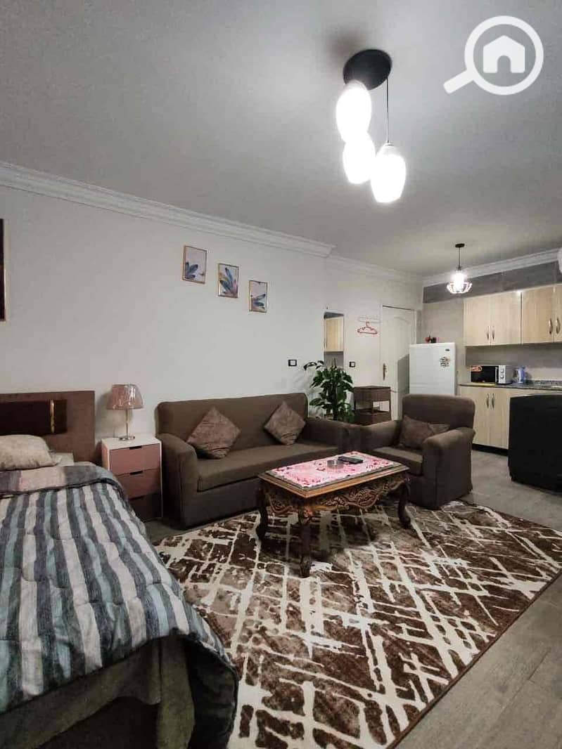 5 830a05b8-09a4-4639-be87-1f5daf6bd68c. jpg