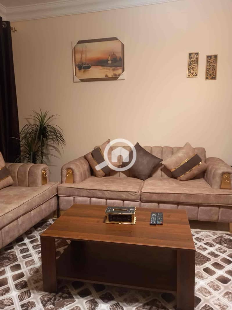 7 32db7812-62f9-4a0d-b0fa-0310b13f929c. jpg