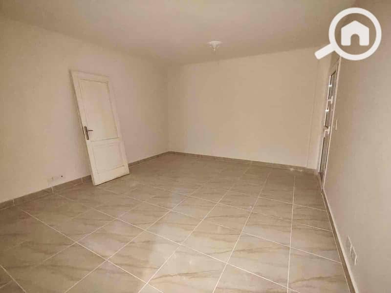 9 866a3eb5-4e44-4471-9bef-3933f33e34a3. jpg