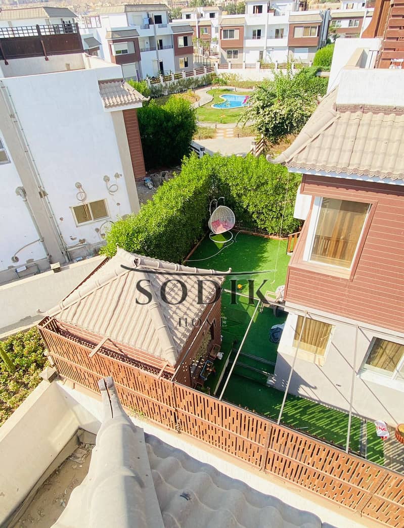 5 WhatsApp Image 2025-10-14 at 3.52. 57 PM (2). jpeg