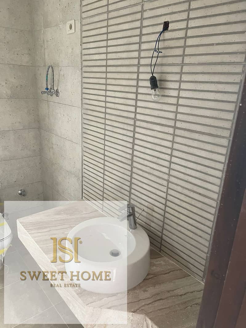 7 WhatsApp Image 2025-12-16 at 02.06. 25. jpeg