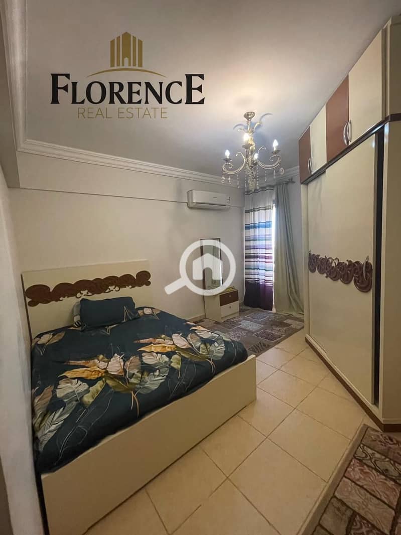 7 7642da81-57f3-4e7b-ab8e-f3f511046f2a. jpg