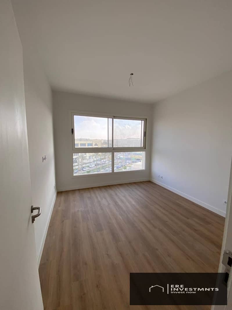 5 b80d86e4-0bb8-4386-9bbe-da606433be01. jpg