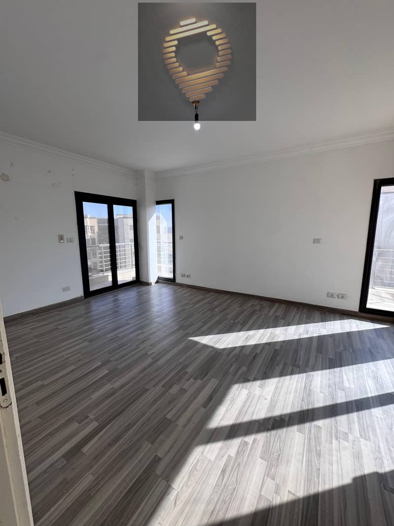 6 WhatsApp Image 2025-12-17 at 11.37. 18_2be77a4d. jpg