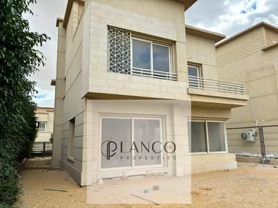 5 Bedroom Villa for Sale in 6th of October, Giza - 4. jpg 5 Bedroom Villa for Sale in 6th of October, Giza - 4. jpg