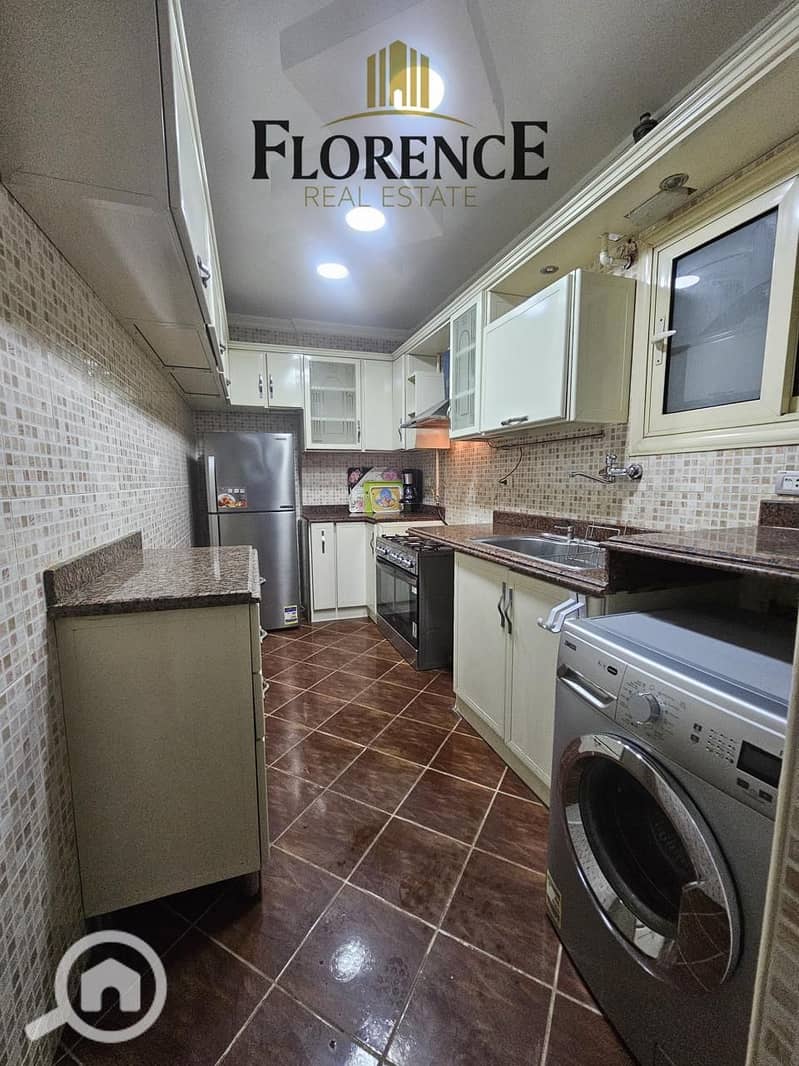 4 991ba3a5-8679-412b-a7fc-4f91b4d24bb5. jpg