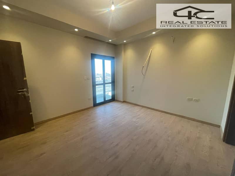 17 WhatsApp Image 2025-12-16 at 12.51. 08. jpeg