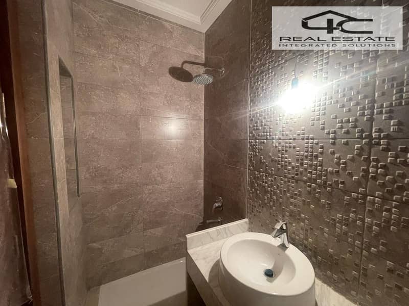 18 WhatsApp Image 2025-12-16 at 12.51. 03. jpeg