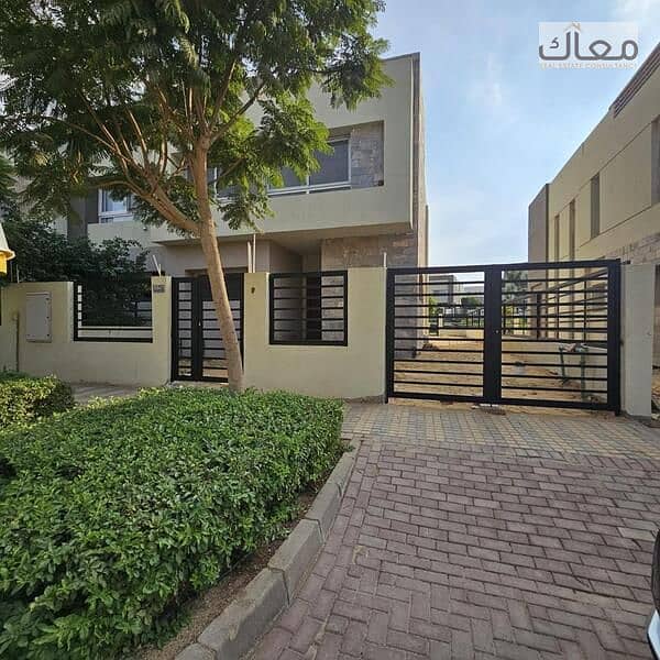 9 a0018c1a-4f8c-49a6-b9bc-92d04f06c47e. jpeg