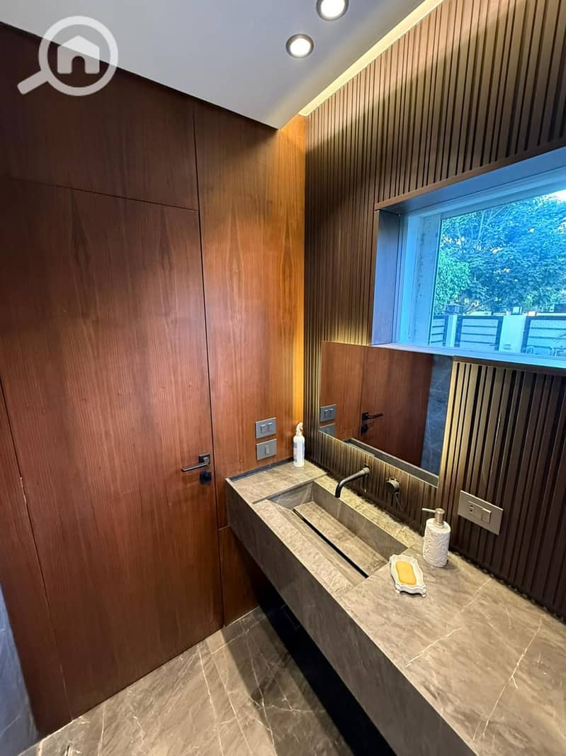 11 WhatsApp Image 2025-12-14 at 19.08. 34. jpeg