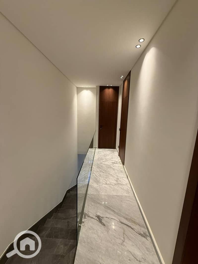 15 WhatsApp Image 2025-12-14 at 19.08. 33. jpeg