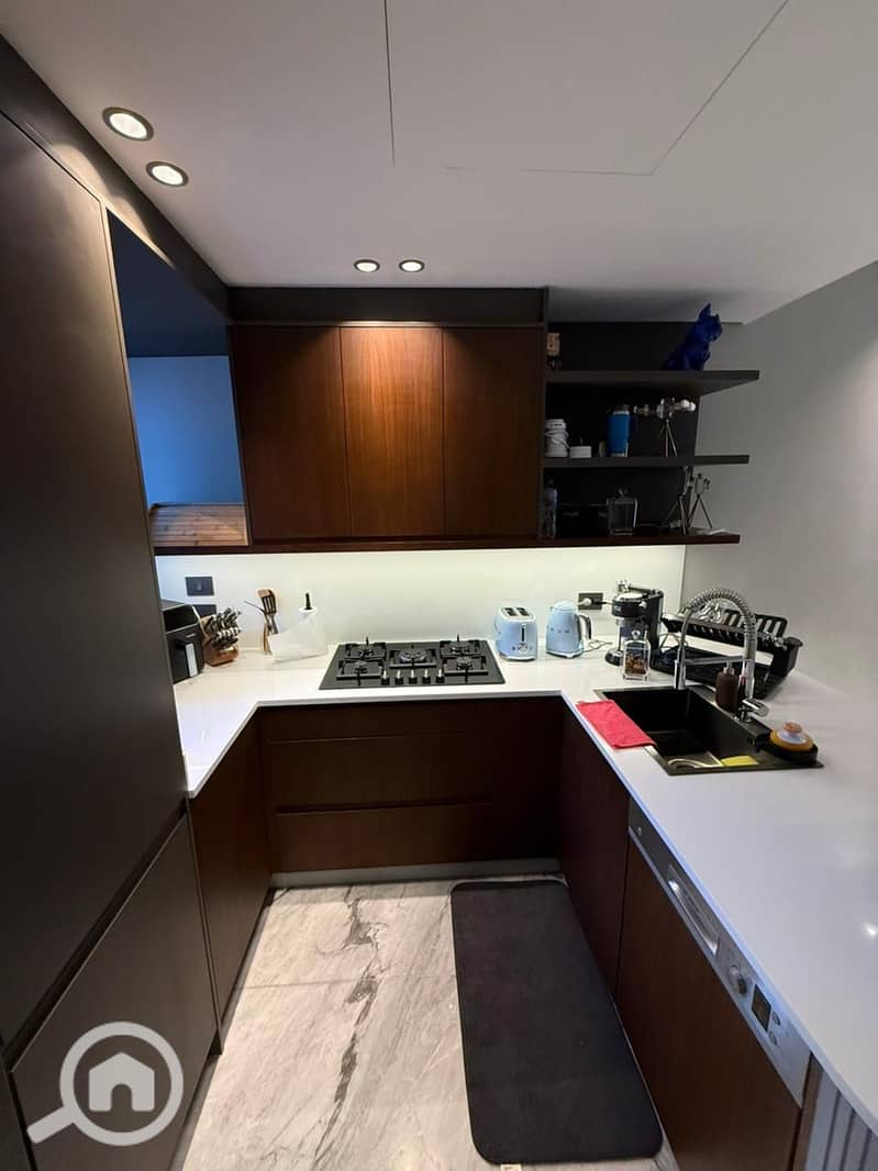 25 WhatsApp Image 2025-12-14 at 19.08. 30 (1). jpeg