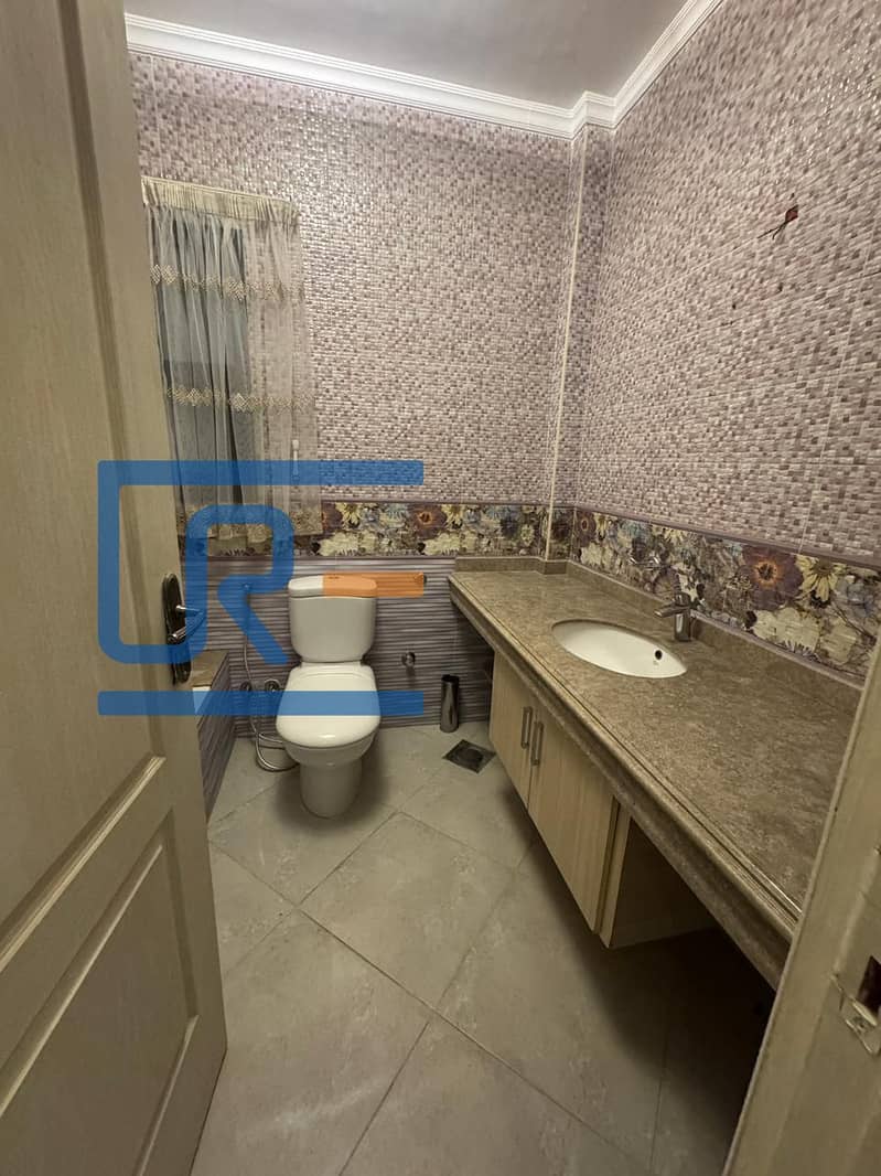 7 WhatsApp Image 2025-12-16 at 1.59. 13 PM (1). jpeg