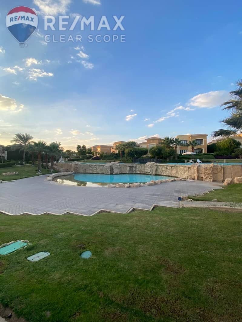 12 f4334a58-2476-4318-b593-8e397e6dfddd. jpeg