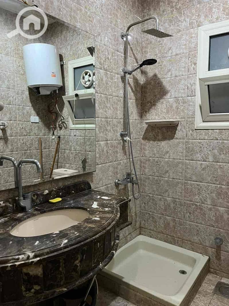 3 935187b8-111c-4c78-9d5a-69da5ab8b9fc. jpg