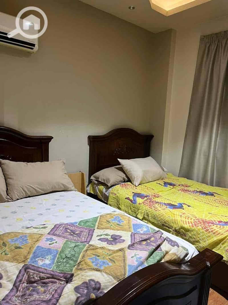 8 e379ef7e-b601-4cb1-bb9f-9af22bdb0e7e. jpg