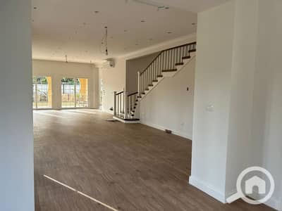 فیلا 4 غرف نوم للبيع في القاهرة الجديدة، القاهرة - WhatsApp Image 2025-12-08 at 20.39. 28 (1). jpeg