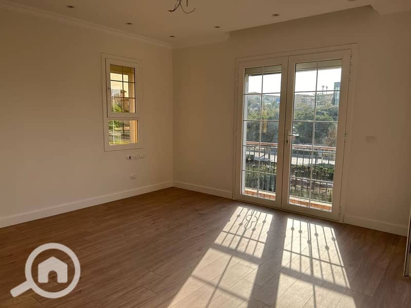 10 WhatsApp Image 2025-12-08 at 20.39. 27. jpeg