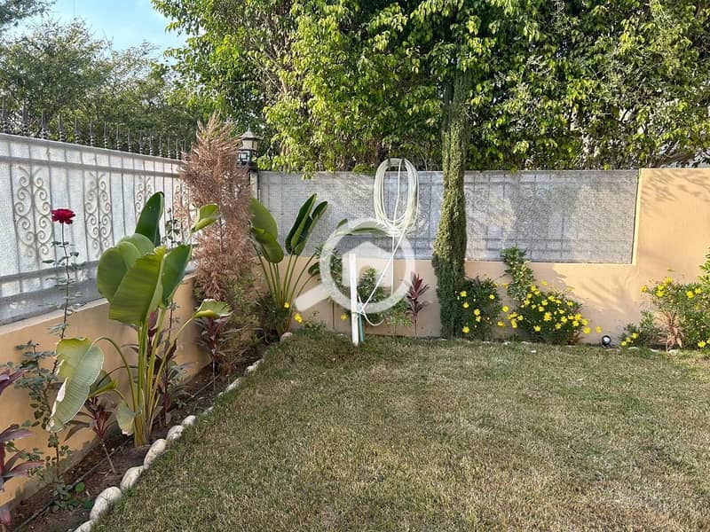 12 WhatsApp Image 2025-12-08 at 20.39. 28. jpeg