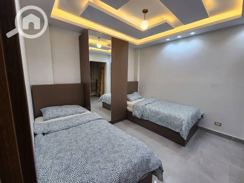 9 7be0a484-0241-4e3a-8b29-cf689959bd57. jpeg