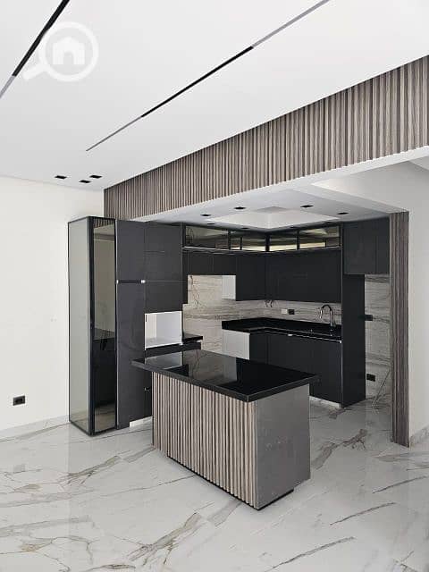 10 WhatsApp Image 2025-12-17 at 11.49. 41_aedb950d. jpg