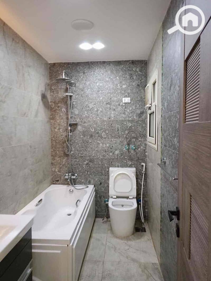 7 f23adc53-edae-4753-8ffd-6fd11b16d6f9. jpg