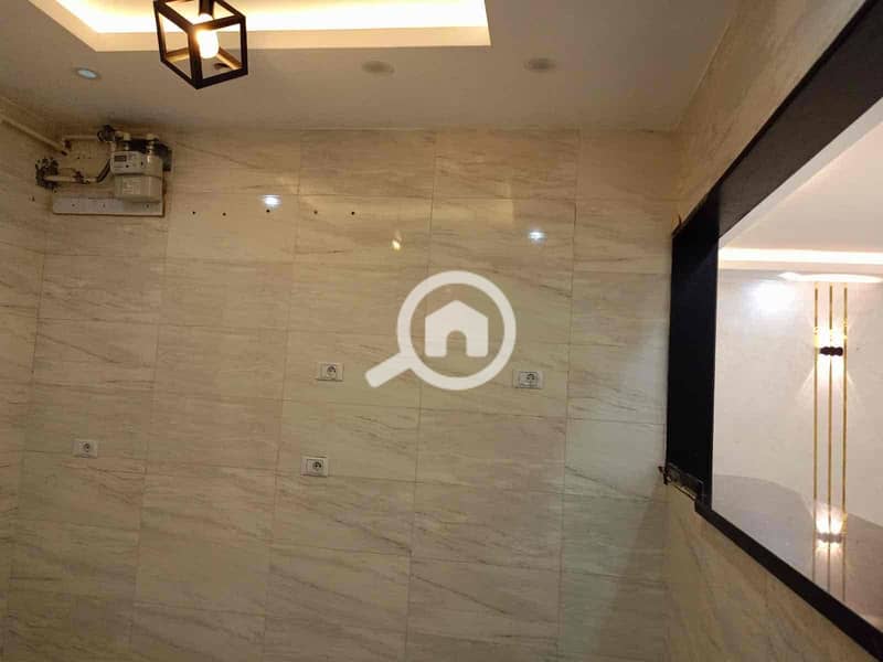 11 400f1054-4987-4637-a86a-3b901b890883. jpg