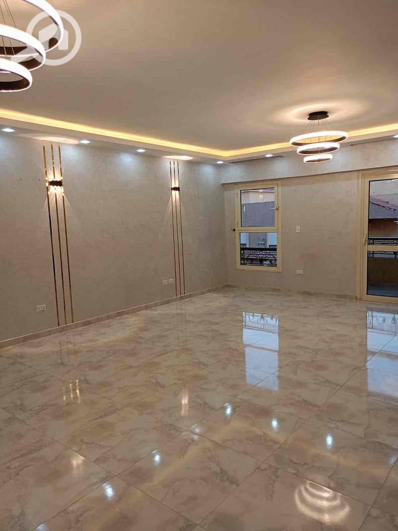 12 6beb9417-2869-412d-8474-90dd94bd21a2. jpg