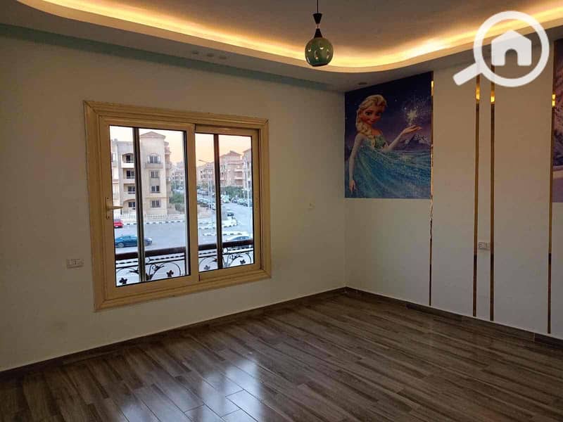 16 8d964a16-bbff-49a9-ba6f-5deeb958d152. jpg