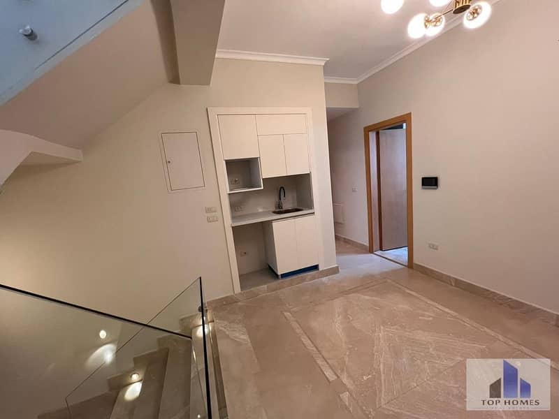 24 WhatsApp Image 2025-12-10 at 10.06. 04 PM. jpeg