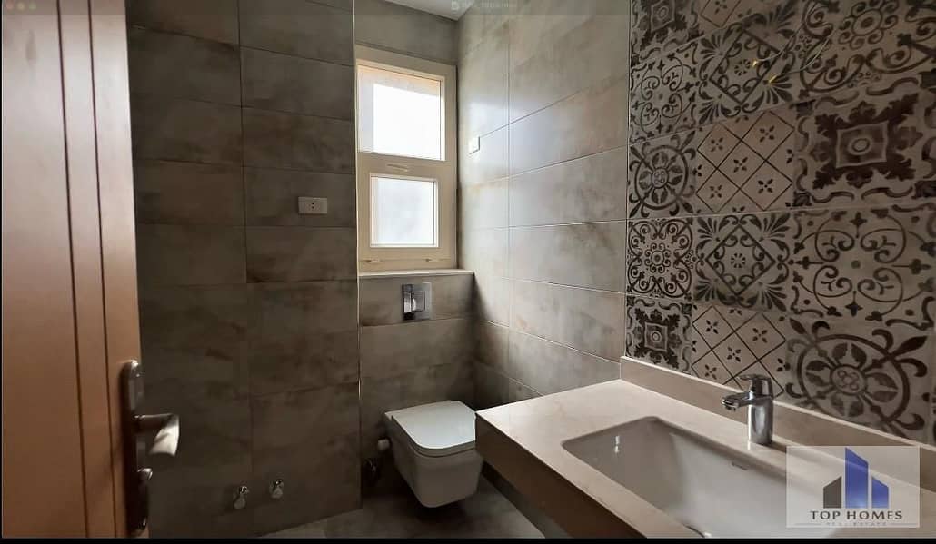 27 WhatsApp Image 2025-12-10 at 10.06. 06 PM. jpeg