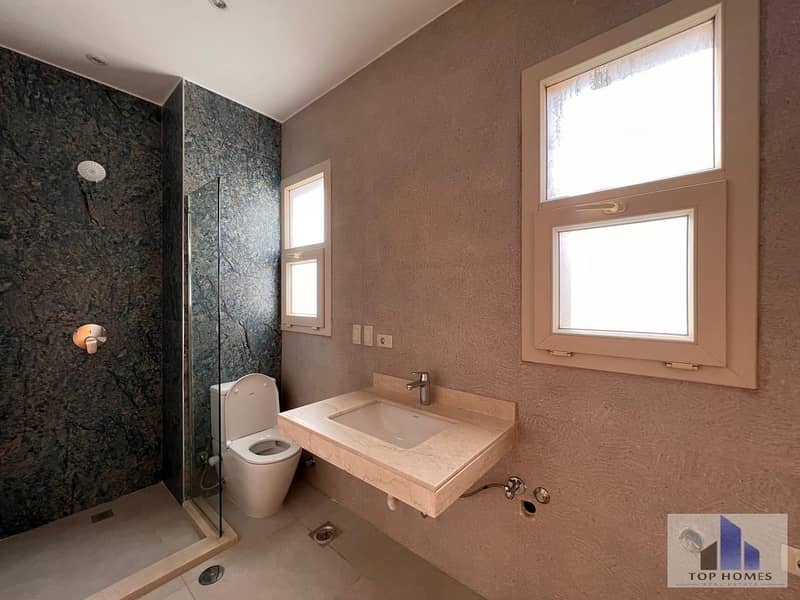 28 WhatsApp Image 2025-12-10 at 10.06. 07 PM. jpeg