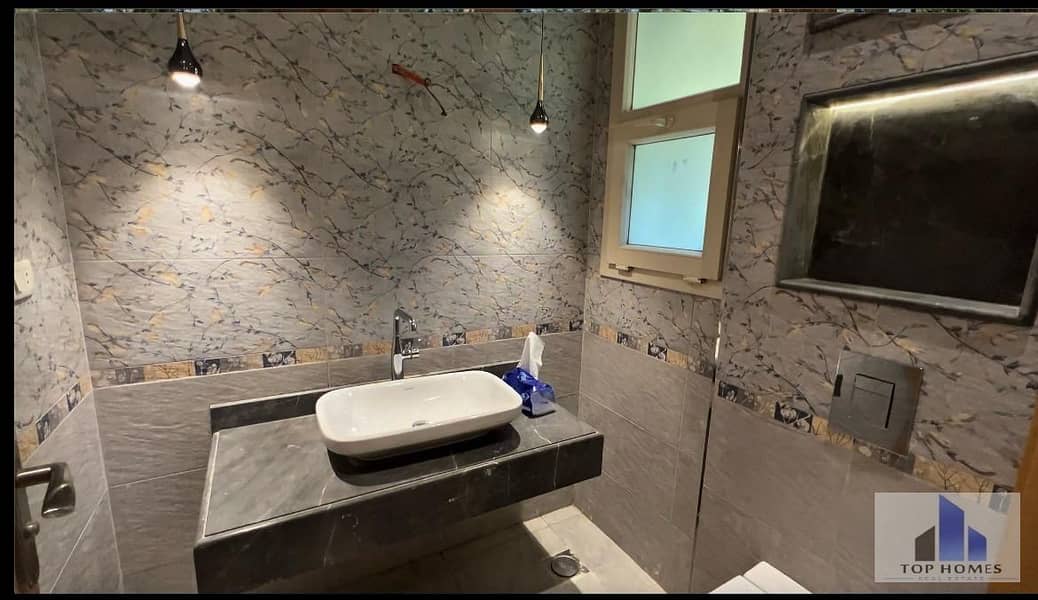 29 WhatsApp Image 2025-12-10 at 10.06. 09 PM (3). jpeg