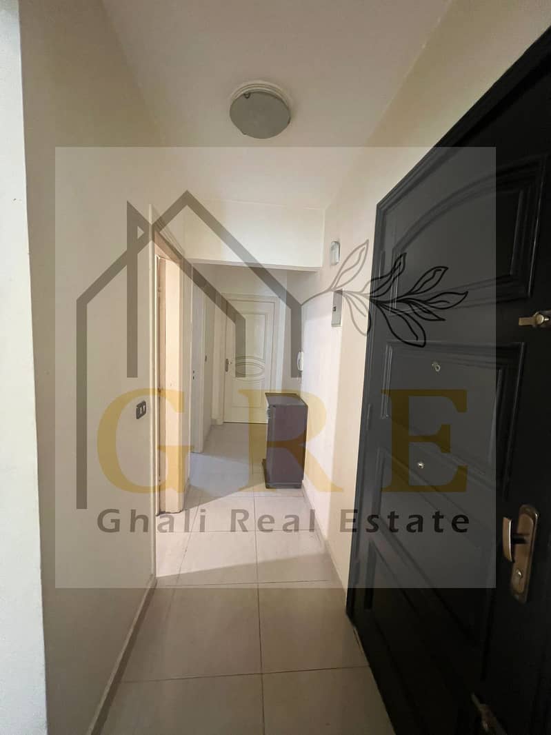 4 6a63caa6-767a-453d-a03e-9ae2cc1cd9c3. jpg