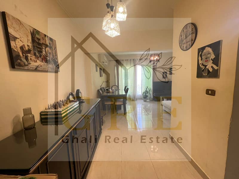 6 8c1556bc-04ce-4ae2-b930-35aea5b7f32e. jpg