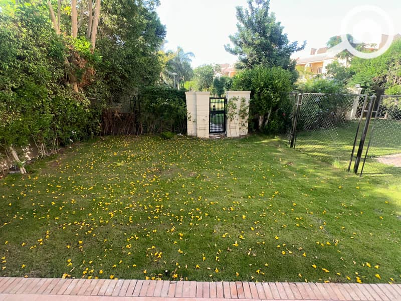 12 575587d3-09b3-49c4-acf4-8b288e67304e. jpeg