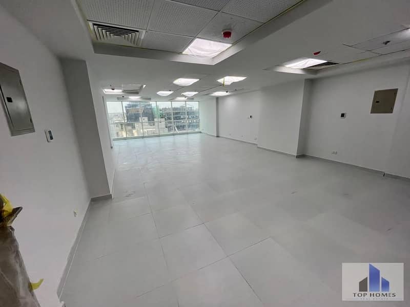 4 WhatsApp Image 2025-12-01 at 1.12. 35 PM (2). jpeg