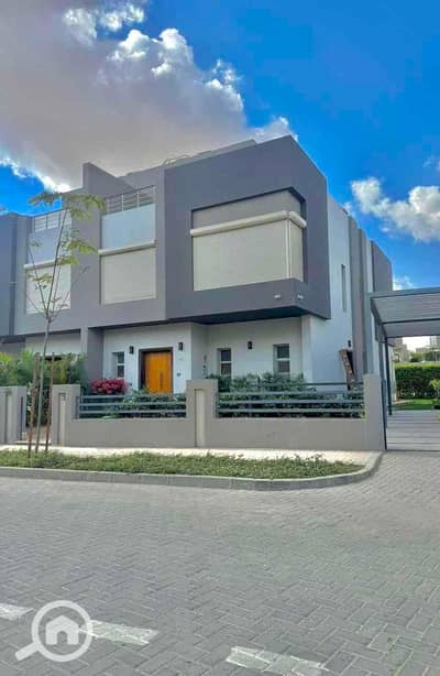 5 Bedroom Villa for Sale in Sheikh Zayed, Giza - a69c83a0-5ff1-4194-a7a0-3ab564d29bc8. jpg