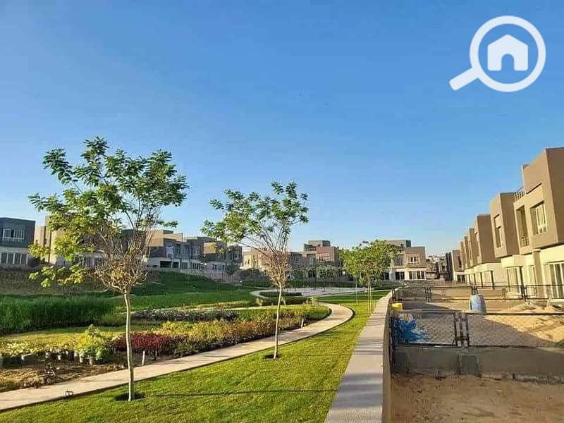 4 68eb7fa2-5d64-4562-8c62-310e4fd02535. jpg