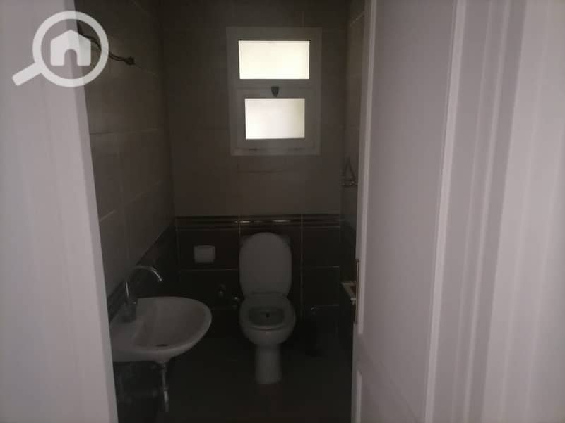 24 WhatsApp Image 2021-12-29 at 9.41. 24 PM. jpeg