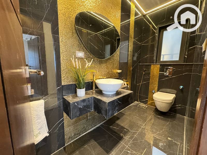 21 WhatsApp Image 2024-09-24 at 4.18. 47 AM (1). jpeg