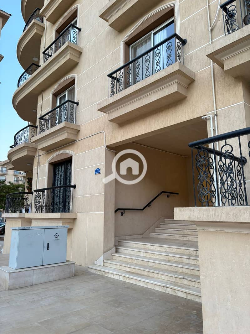 5 4e54b4f4-5a87-42a3-9f25-7b5b7115b5dc. jpeg