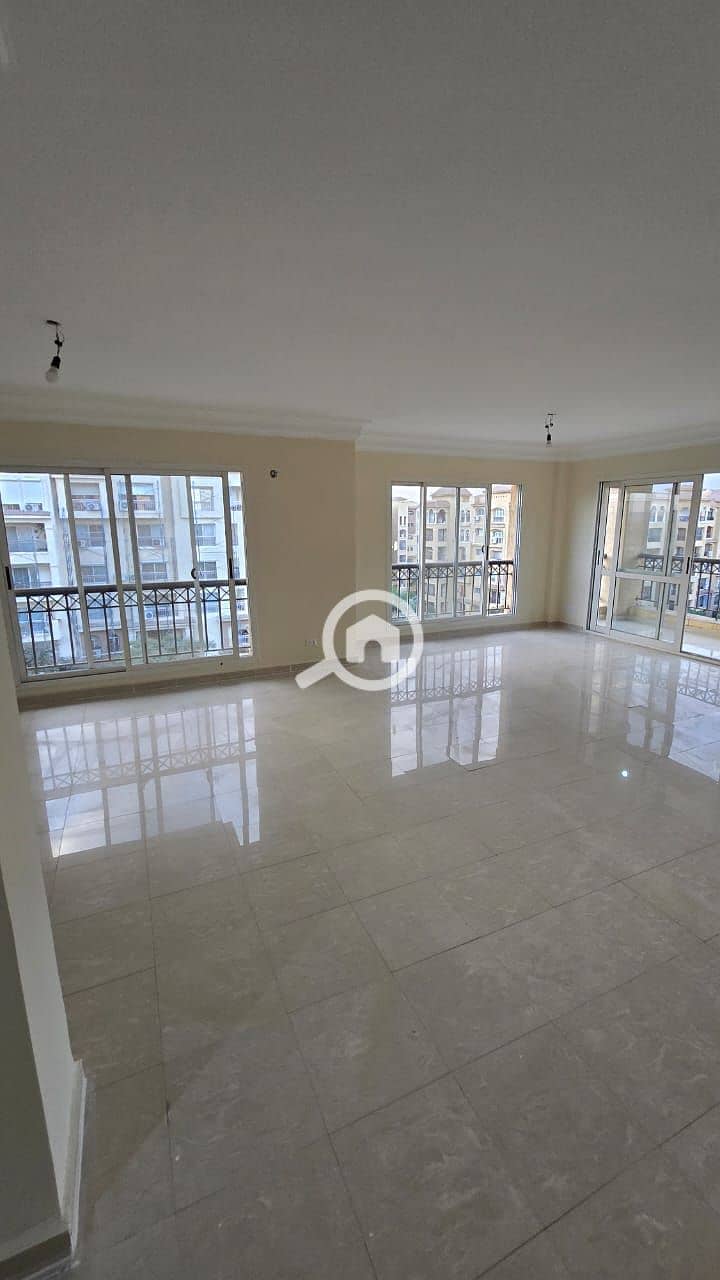 4 c2bd0782-cecb-4aa4-bf08-8acc175dff0e. jpg