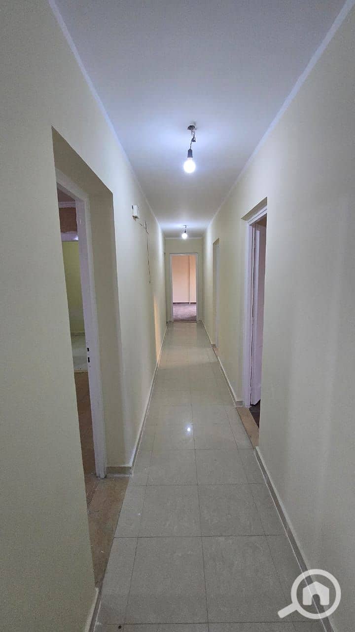 11 c8525306-233a-46d8-8466-a1b0979fac13. jpg