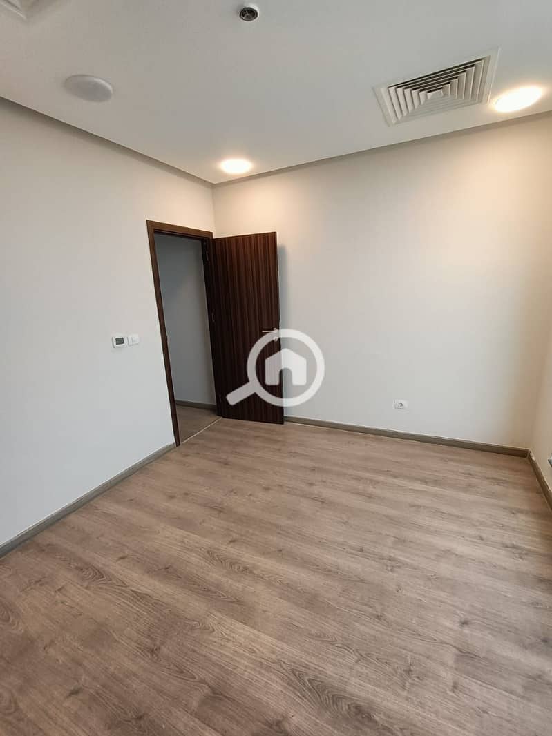 5 WhatsApp Image 2024-10-07 at 4.01. 22 PM (3). jpeg